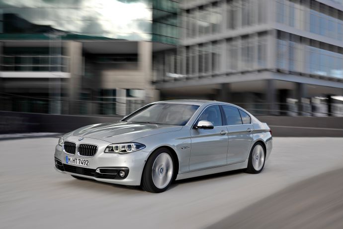 BMW 5 Series Sedan (F10 LCI, Facelift 2013) 550i (450 Hp) xDrive Steptronic